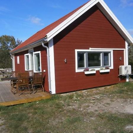 Stuga Pa Hassloe Bredavik  Exterior foto